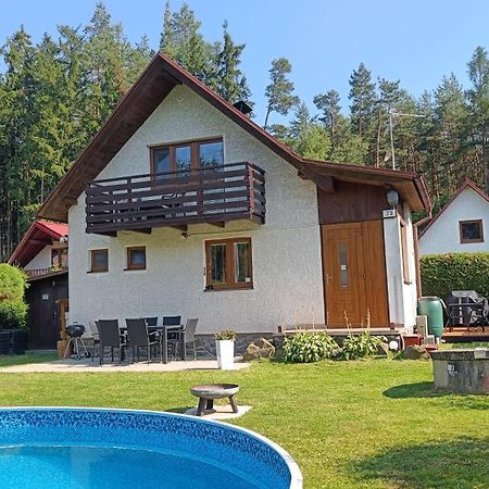 Chata Marecek - V Lesni Osade U Reky Luznice Skalice Ngoại thất bức ảnh